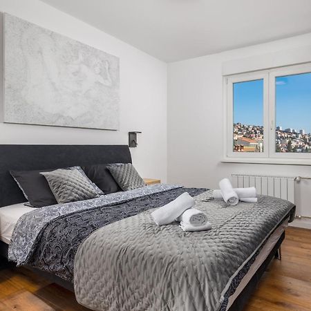 Appartement Aenei Delux à Rijeka Extérieur photo