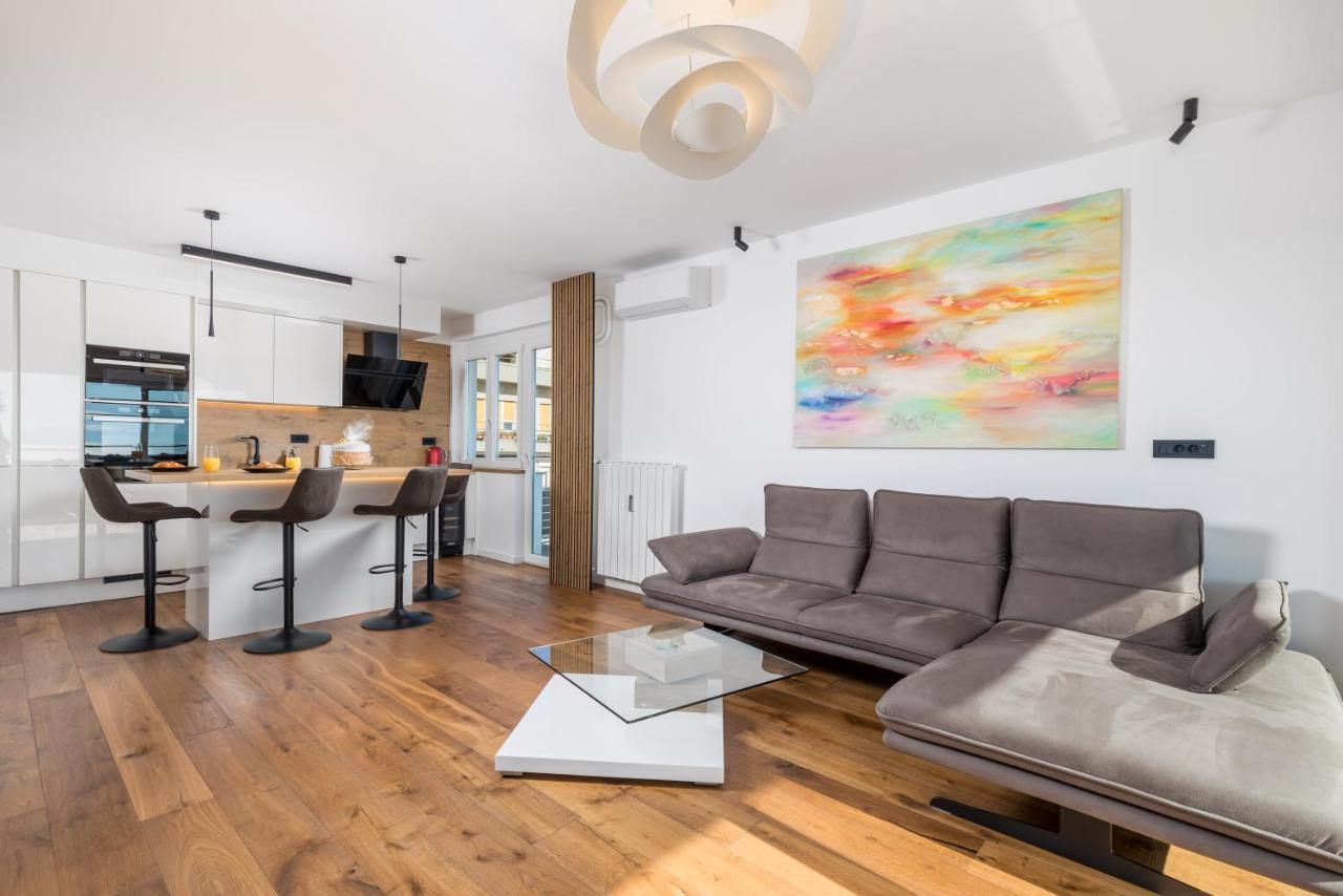 Appartement Aenei Delux à Rijeka Extérieur photo