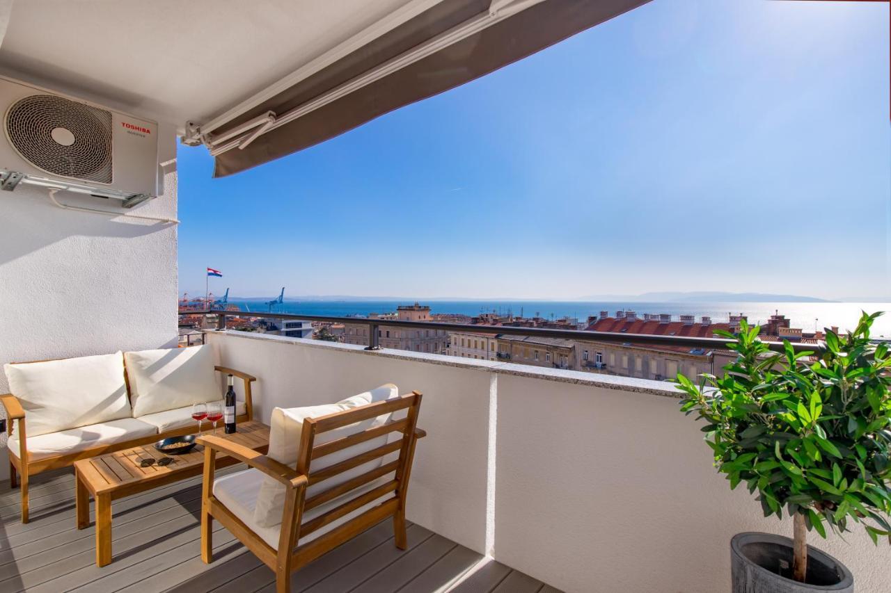 Appartement Aenei Delux à Rijeka Extérieur photo