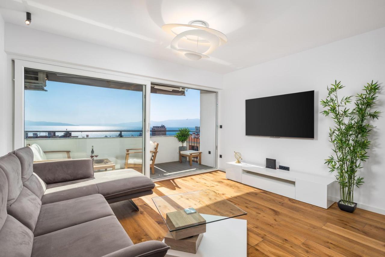 Appartement Aenei Delux à Rijeka Extérieur photo