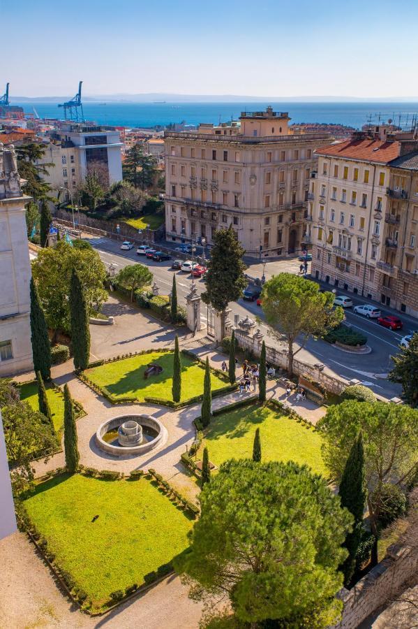 Appartement Aenei Delux à Rijeka Extérieur photo