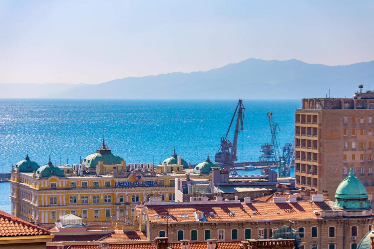 Appartement Aenei Delux à Rijeka Extérieur photo