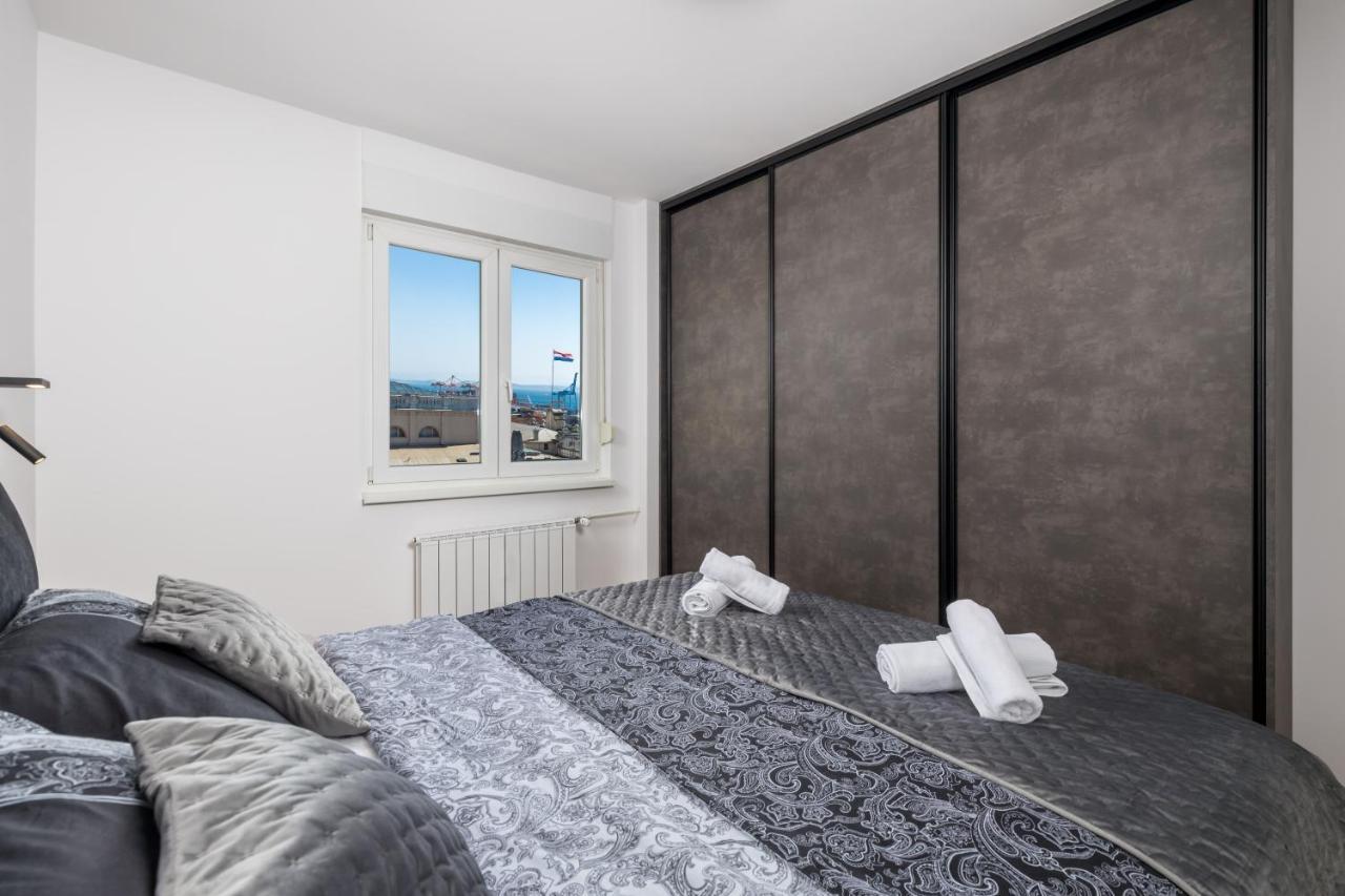 Appartement Aenei Delux à Rijeka Extérieur photo