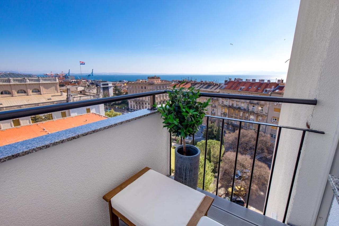Appartement Aenei Delux à Rijeka Extérieur photo